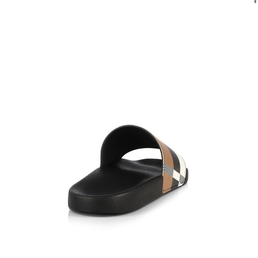 BurberryFurley Check Pool Slides - Picture 4 of 10